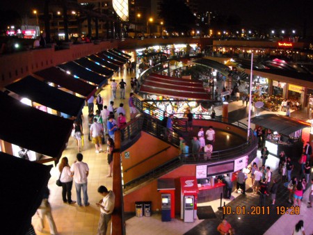 C.C LARCO MAR MIRAFLORES